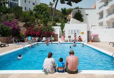All Inclusive Sun Holidays to El Pinar Apartments