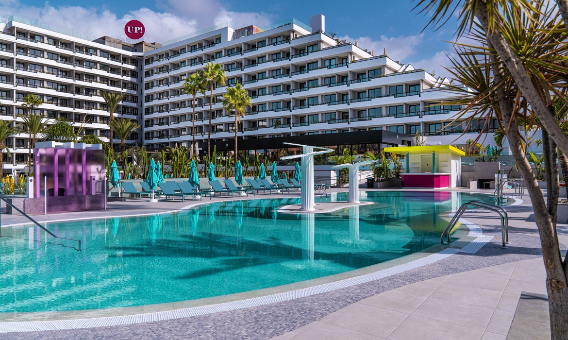 All Inclusive Sun Holidays to Spring Hotel Bitacora