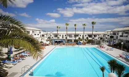 Plaza Azul Apartments