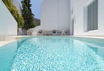 Cavo Bianco Hotel