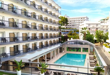 Helios Hotel