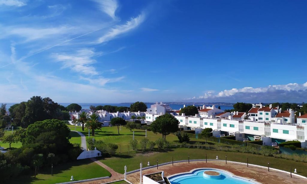 All Inclusive Sun Holidays to Aldeamento da Prainha Clube