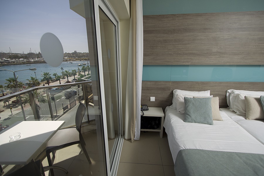 All Inclusive Sun Holidays to 115 The Strand Hotel & Suites