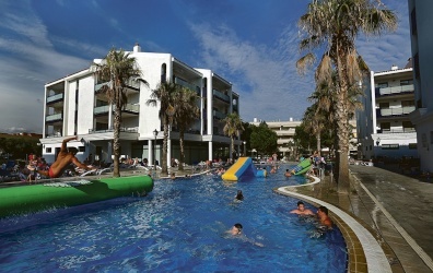 Pins Platja Apartments