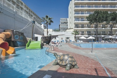 All Inclusive Sun Holidays to Oasis Park Hotel